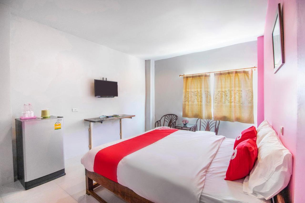 Oyo 632 Thanagrit Apartelle Tha Mai Ngoại thất bức ảnh